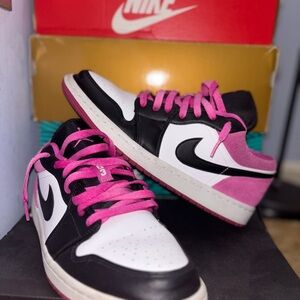 Jordan 1 Black and Pink Low-Top Sneaker